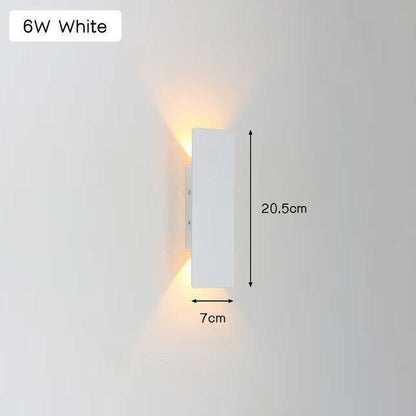Moderne, minimalistische LED-Wandleuchte