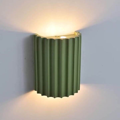 Selina – Zeitgemäße Wandleuchte mit schickem Design
