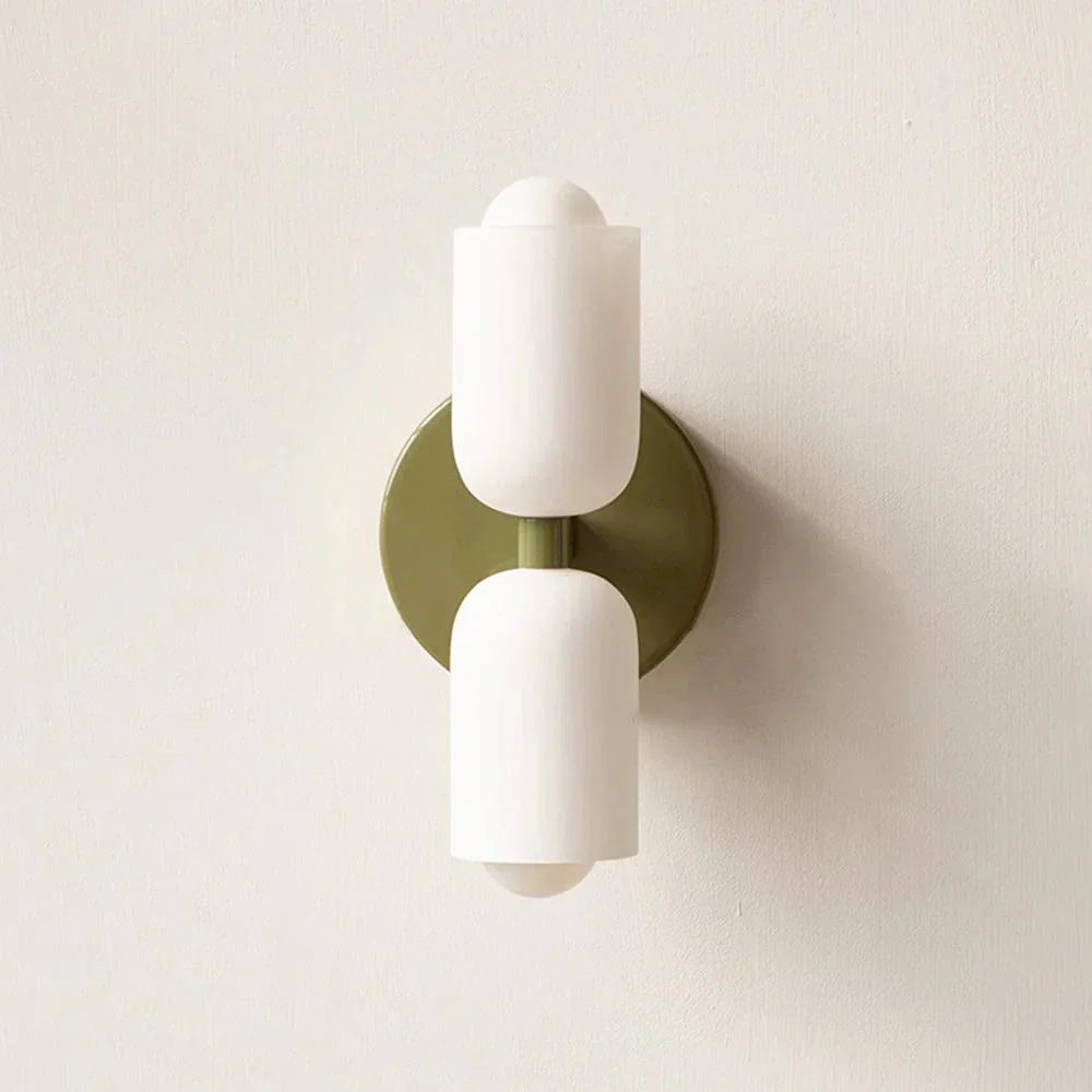 Sam – Schlichte Acryl-Wandlampe