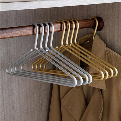 Ravo – Robuster Aluminium-Halter für Kleidung und Hosen
