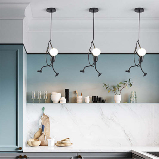 IronRetro – Industrielle Tischlampe im Superhelden-Look