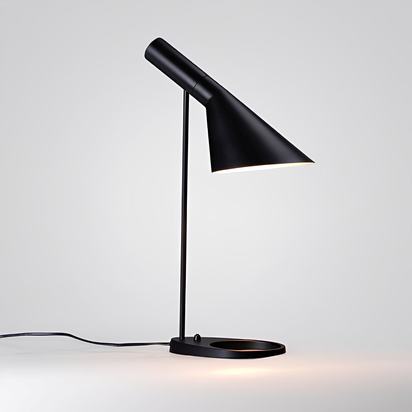 Elvara – Einfache nordische LED-Tischleuchte