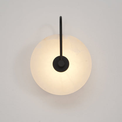 Aveline – LED-Wandlampe aus Alabasterstein
