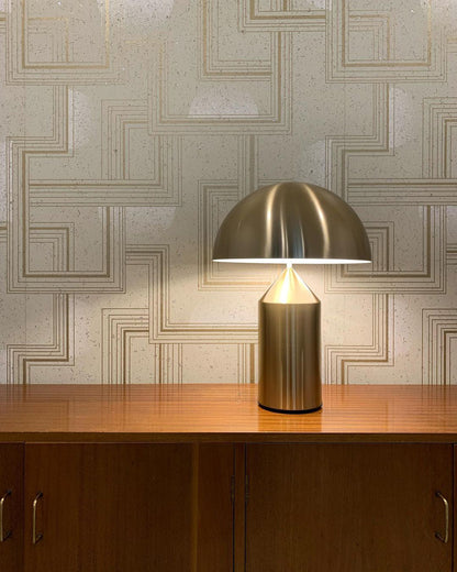 Stella – Metall-Tischlampe im Skulptur-Design