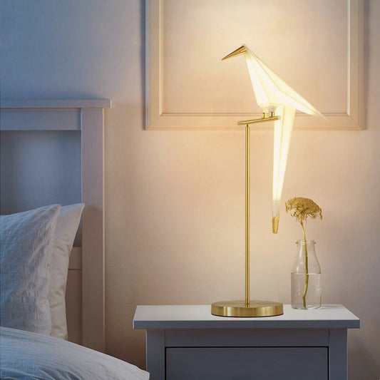 OriBird – Elegante Wandlampe in Origami-Vogelform