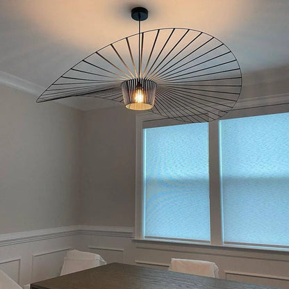 Kronleuchter in Strohhutform für Wohnzimmer