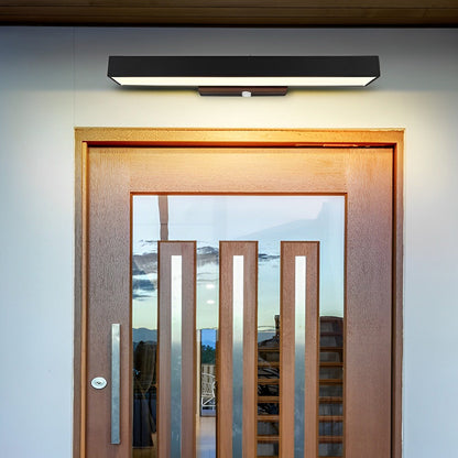 Ramin – LED-Außenwandlampe mit Sensor