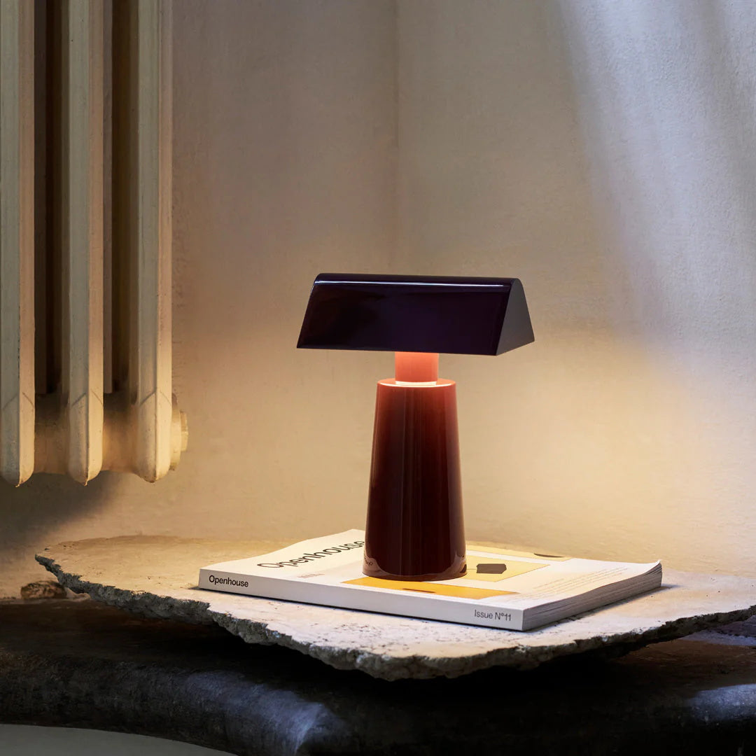 Eira – Moderne LED-Tischlampe