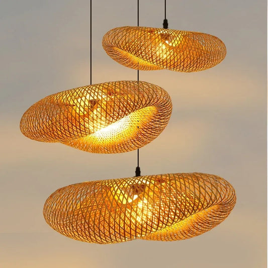 BambooGlow – Natürliche Hängelampe aus geflochtenem Bambus