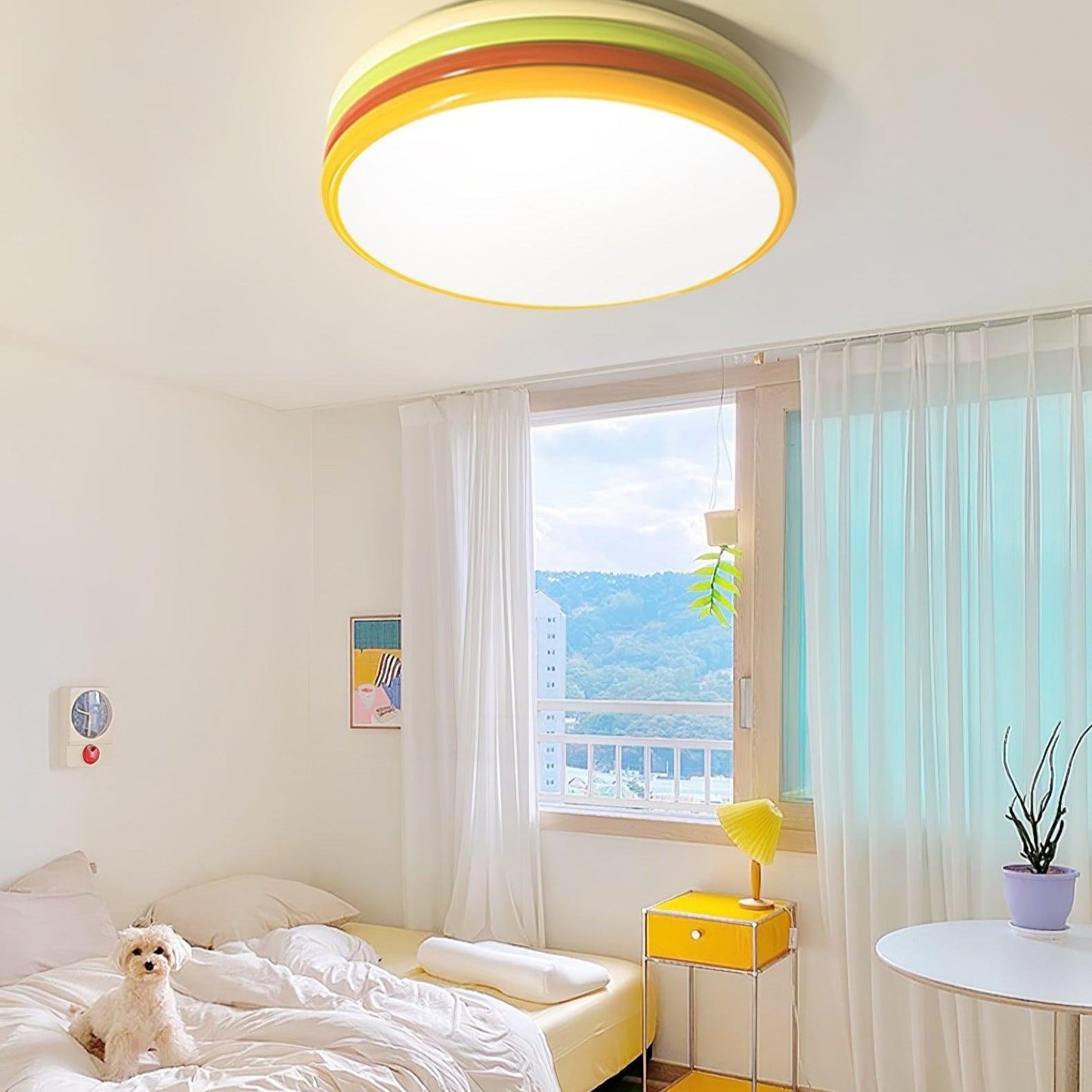 Akira – Farbige Deckenleuchte im skandinavischen Design