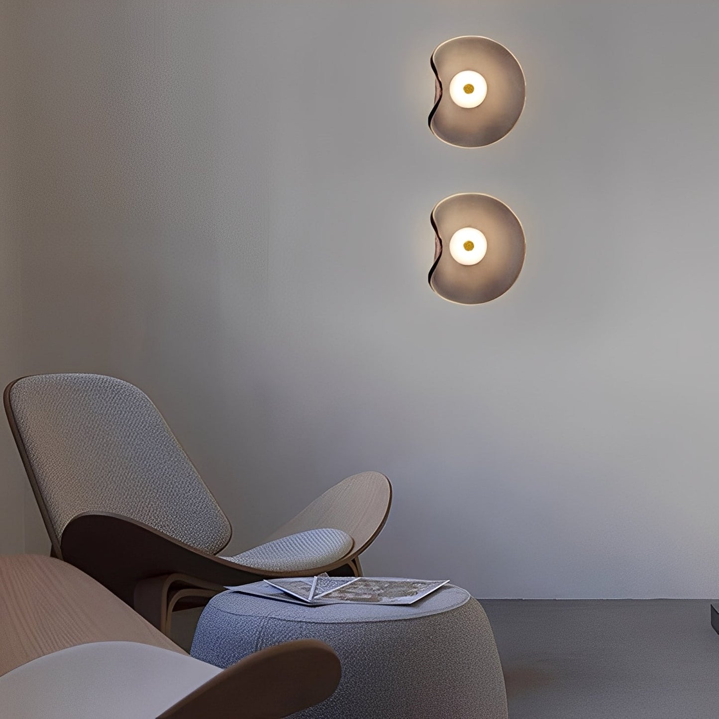 Brise – Glas Wandlampe im modernen Stil