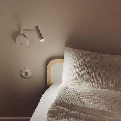Niva – Runde LED-Wandleuchte mit Spotfunktion