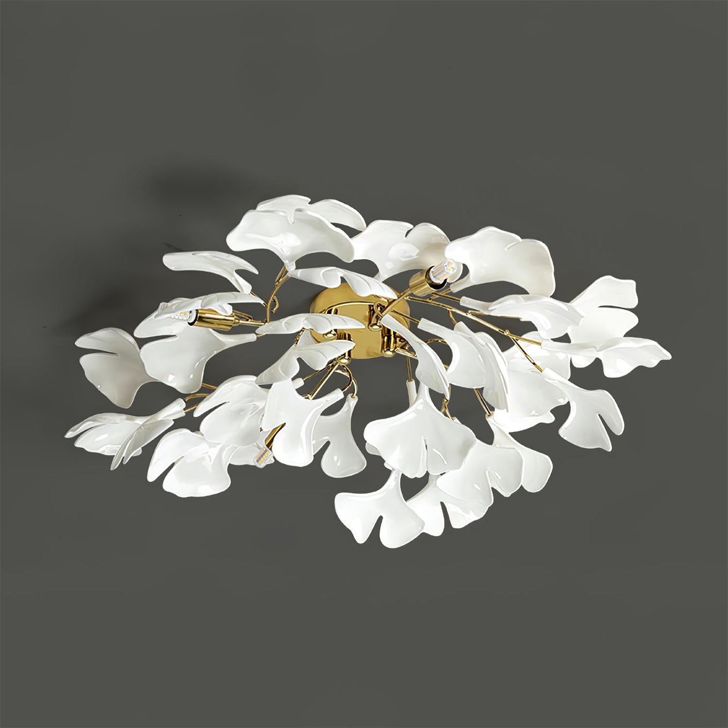 Selina – Keramik-Lampe mit Ginkgo-Blatt-Design