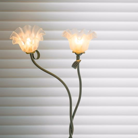 Sara – Cremeweiße Stehlampe