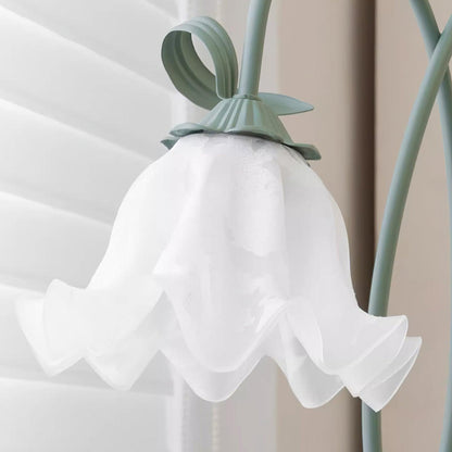 CallaLicht – Elegante Stehlampe im Calla-Blumen-Design