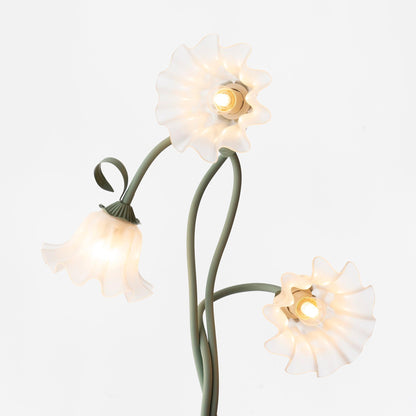 CallaLicht – Elegante Stehlampe im Calla-Blumen-Design