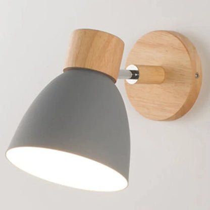 Nordic Holz-Wandleuchte im Naturdesign