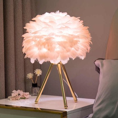 FeatherGlow – Stilvolle Federlampe für sanfte Akzente