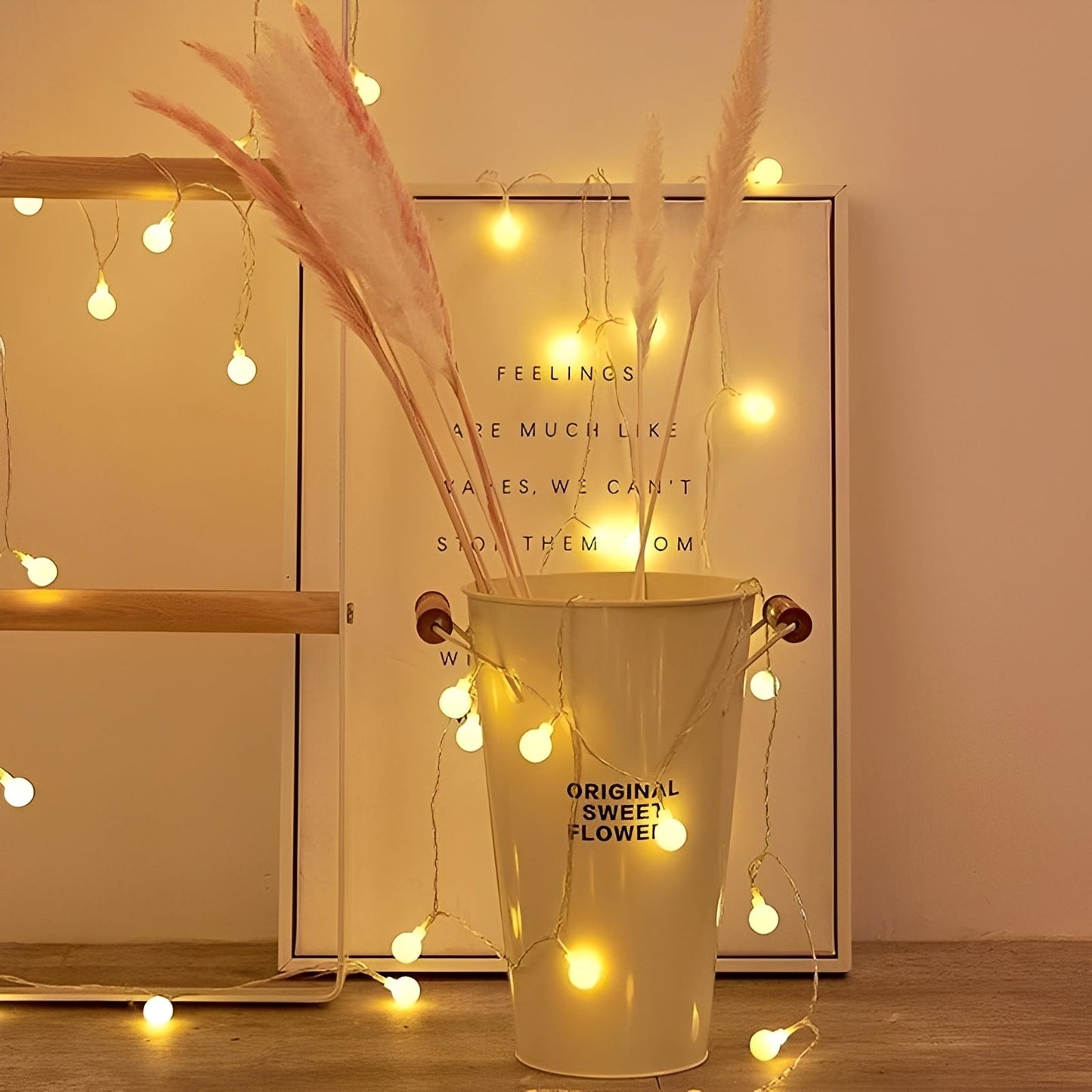 Zahara – LED-Lichterkette mit warmem Weißlicht