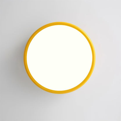 Akira – Farbige Deckenleuchte im skandinavischen Design