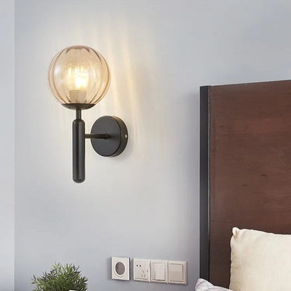 Brian – Kreative Wandlampe