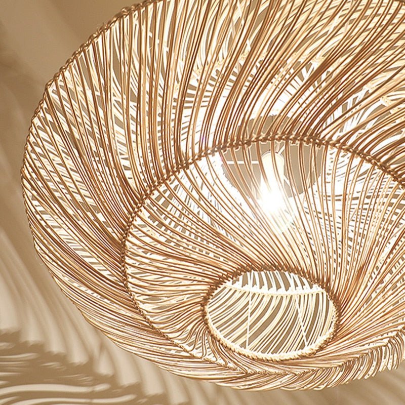 Radiar – Vintage Hängeleuchte aus Rattan