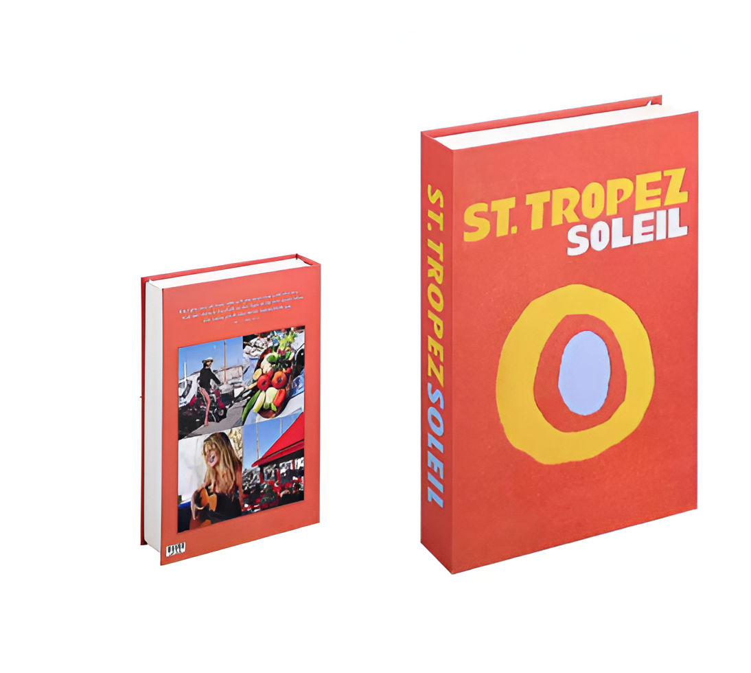 Izzy – Dekorative Bücher im einfachen Stil