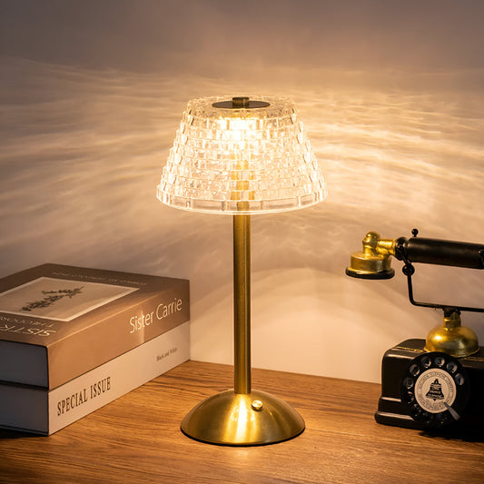 LumiTusker – Retro-Tischlampe im Elefantenstil mit kabelloser Funktion