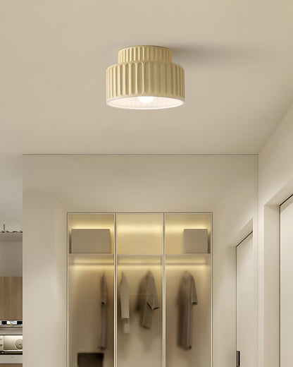 PureRib Deckenlampe – Gerippte Harz-Leuchte in mattem Weiß