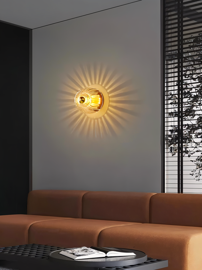 BauRib Glasleuchte – Gerippte Wandlampe im Bauhaus-Chic