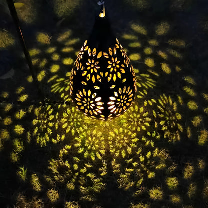 SolarBloom Lichtspiel – Hohles Gartenlicht mit Solarbetrieb & Wasserresistenz