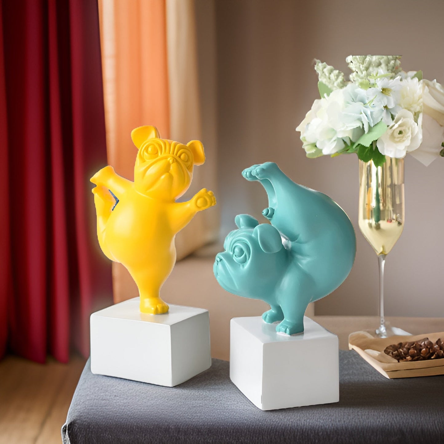 ZenBulldog – Abstrakte Yoga-Hund Figur für kreative Wohnakzente