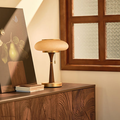 Noelia – Retro Tischlampe aus Holz
