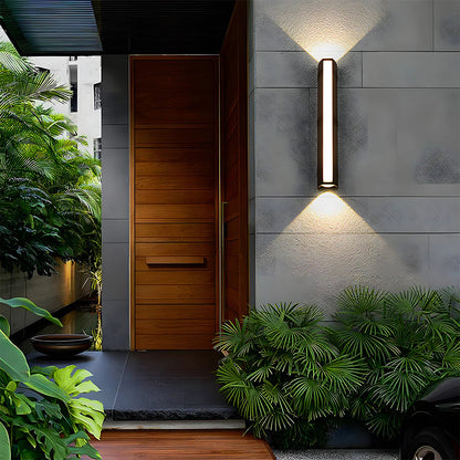 Nira – Eine simple und stilvolle Außenwandlampe
