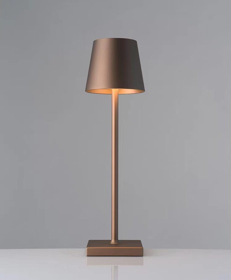 Nordic Glow - Tragbare Tischlampe MP Ozzie