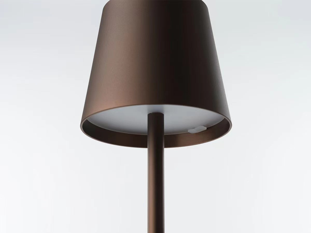 Nordic Glow - Tragbare Tischlampe MP Ozzie