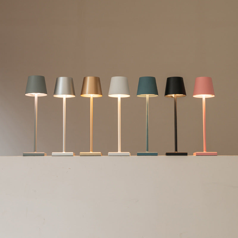Nordic Glow - Tragbare Tischlampe MP Ozzie