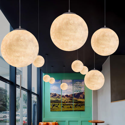 MondMagie – Hängeleuchte im schimmernden Vollmond-Design