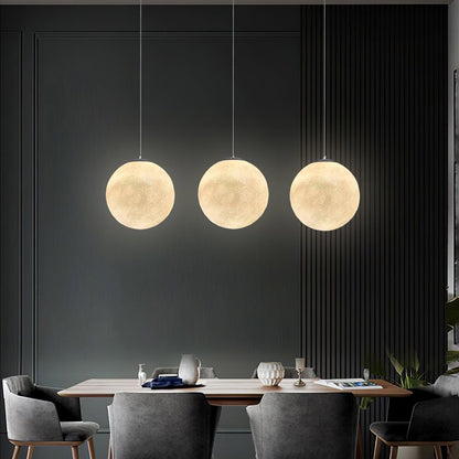 MondMagie – Hängeleuchte im schimmernden Vollmond-Design