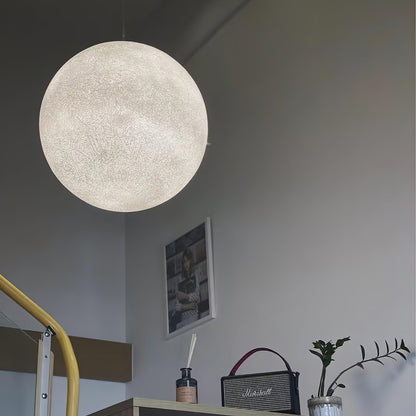 MondMagie – Hängeleuchte im schimmernden Vollmond-Design