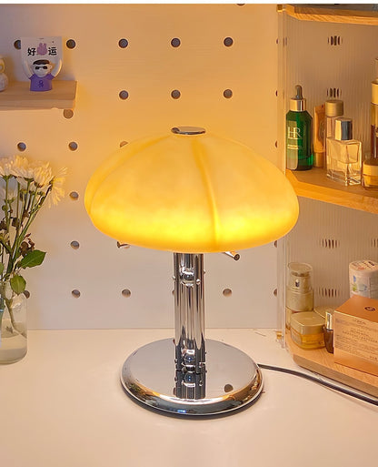 MushHaus – Pilzförmige Bauhaus-Tischlampe im stilvollen Design