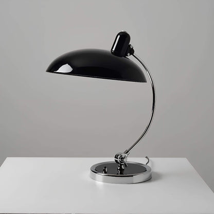 Nordic – Skandinavische Tischlampe mit moderner Eleganz
