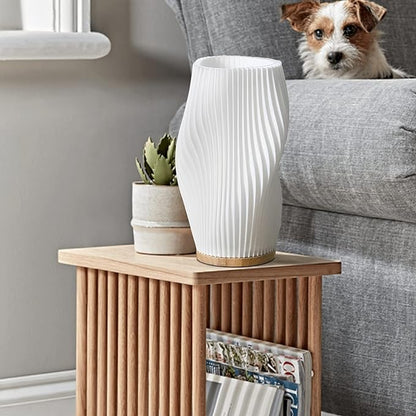 Nerea – Zeitgemäße Wavecrest Tischlampe
