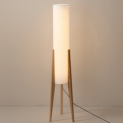 Olivia – Vintage Stehlampe aus Nussbaumholz