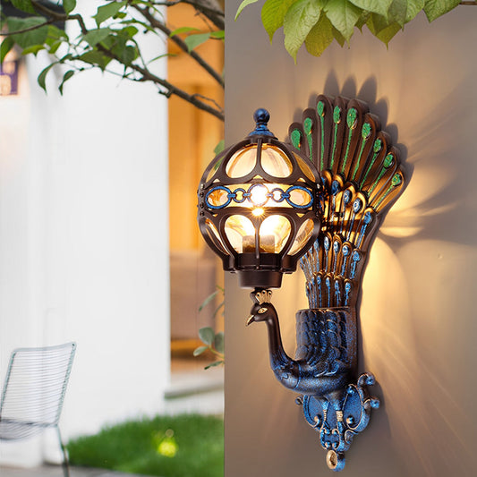 Haru – Retro Pfauen Wandlampe
