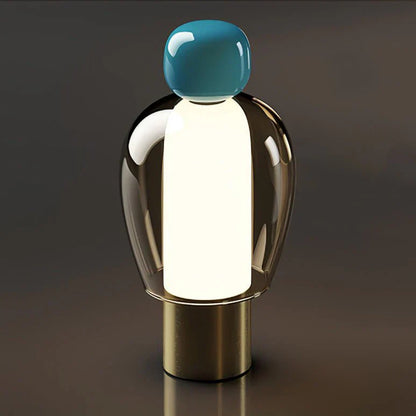 Vetra – Moderne, schlicht gestaltete Glastischlampe
