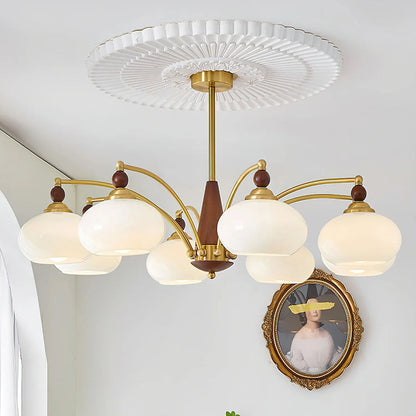 Calliope – Vintage-Kronleuchter mit altem Charme