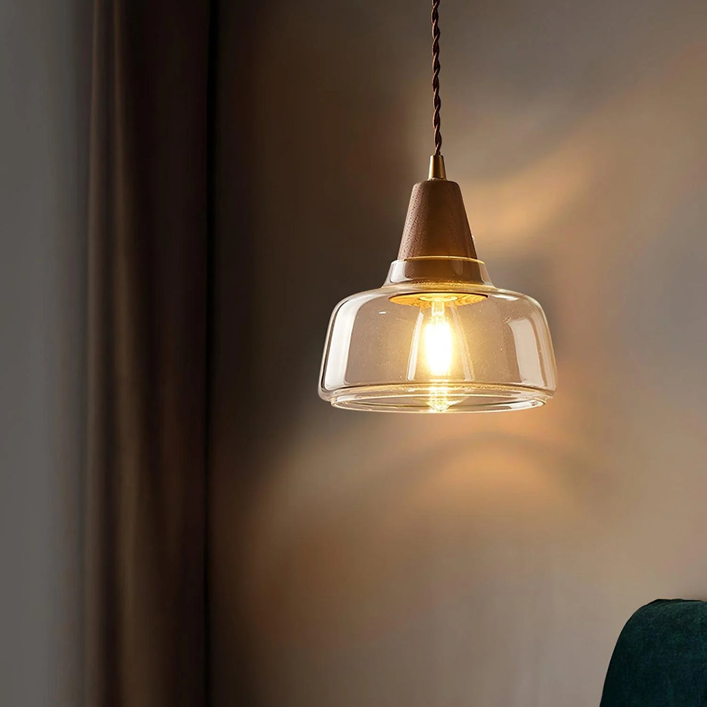 Cyril – Wandlampe mit Stecker
