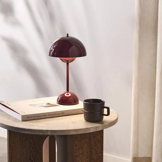 Bianca – Schicke LED-Lampe für den Tisch mit dimmbarem Warmlicht