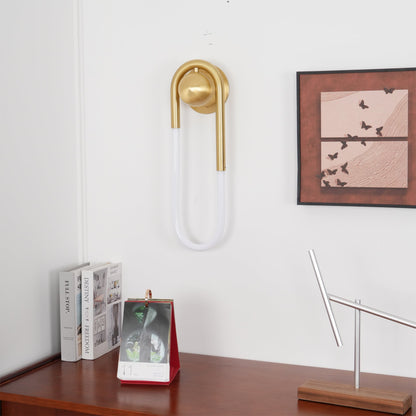 Runa – Elegante Kupfer-Wandleuchte